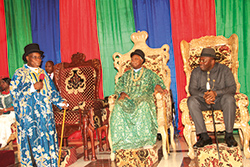 2-Governor-Seriake-Dickson-of-Bayelsa-State-(R),-and-chairman-of-the-States-Traditional-Rulers-Council-Cap-7.jpg